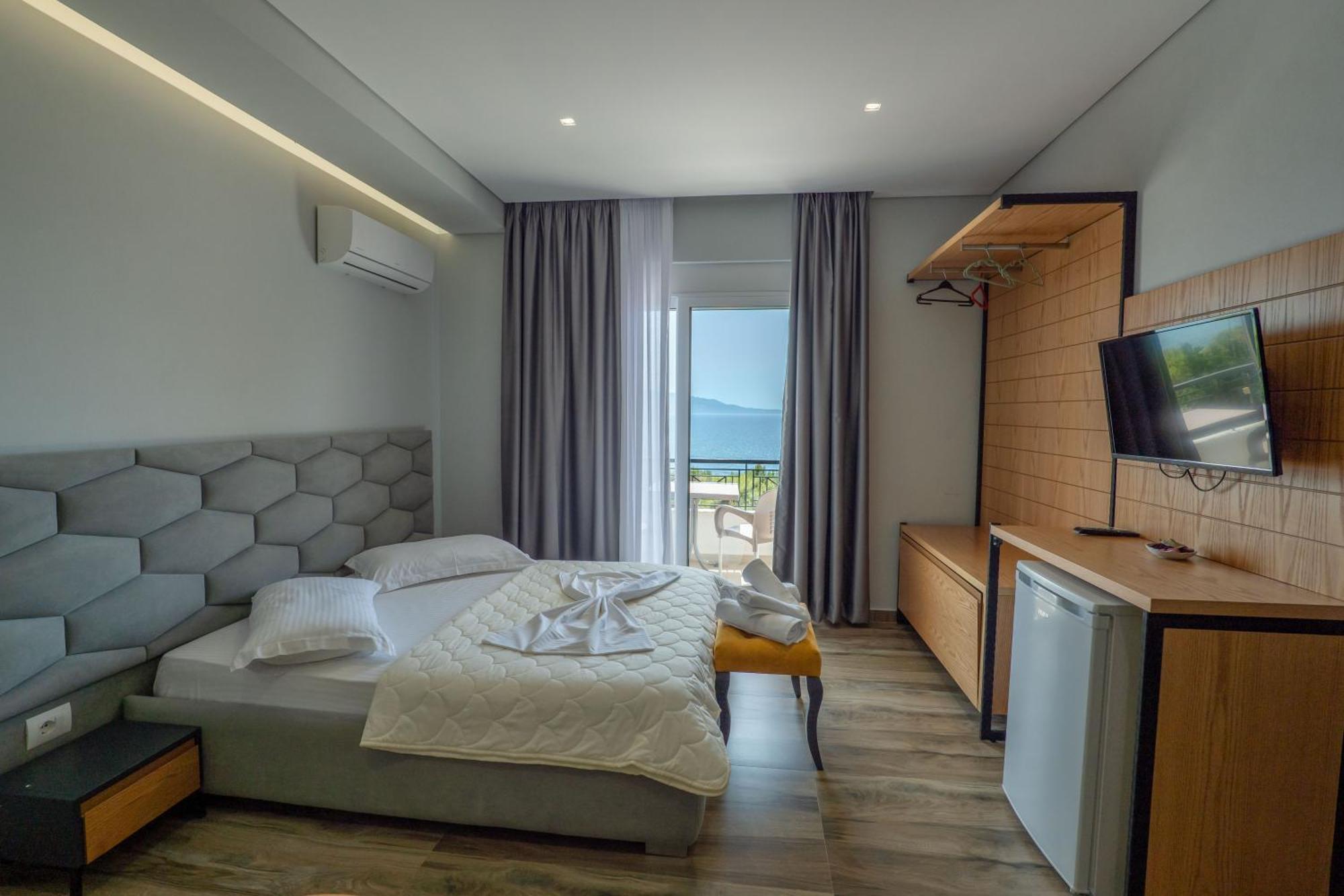 Sunkised Hotel Sarande Exterior photo