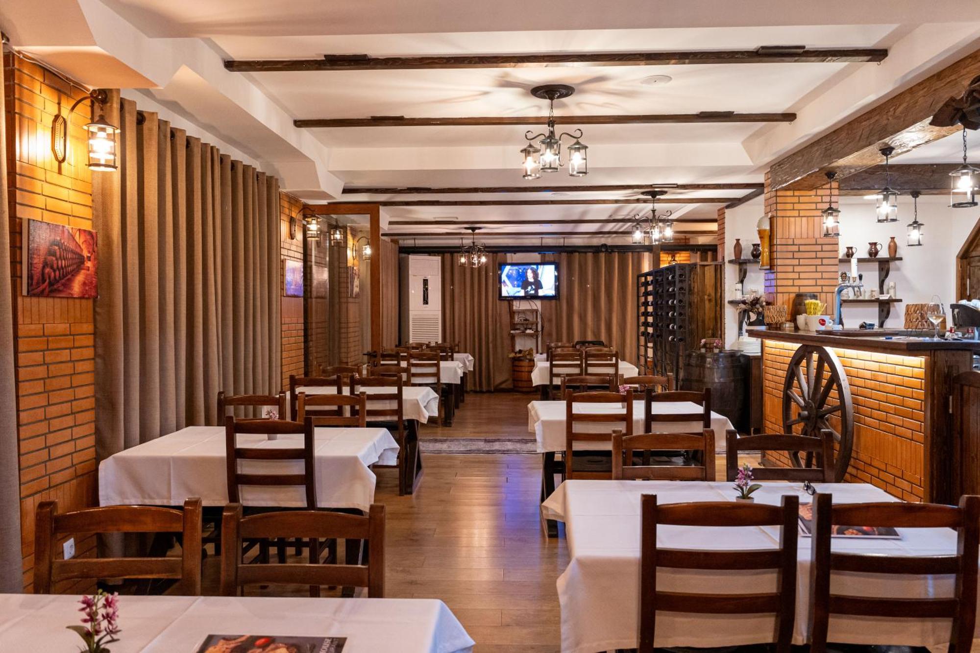 Sunkised Hotel Sarande Exterior photo