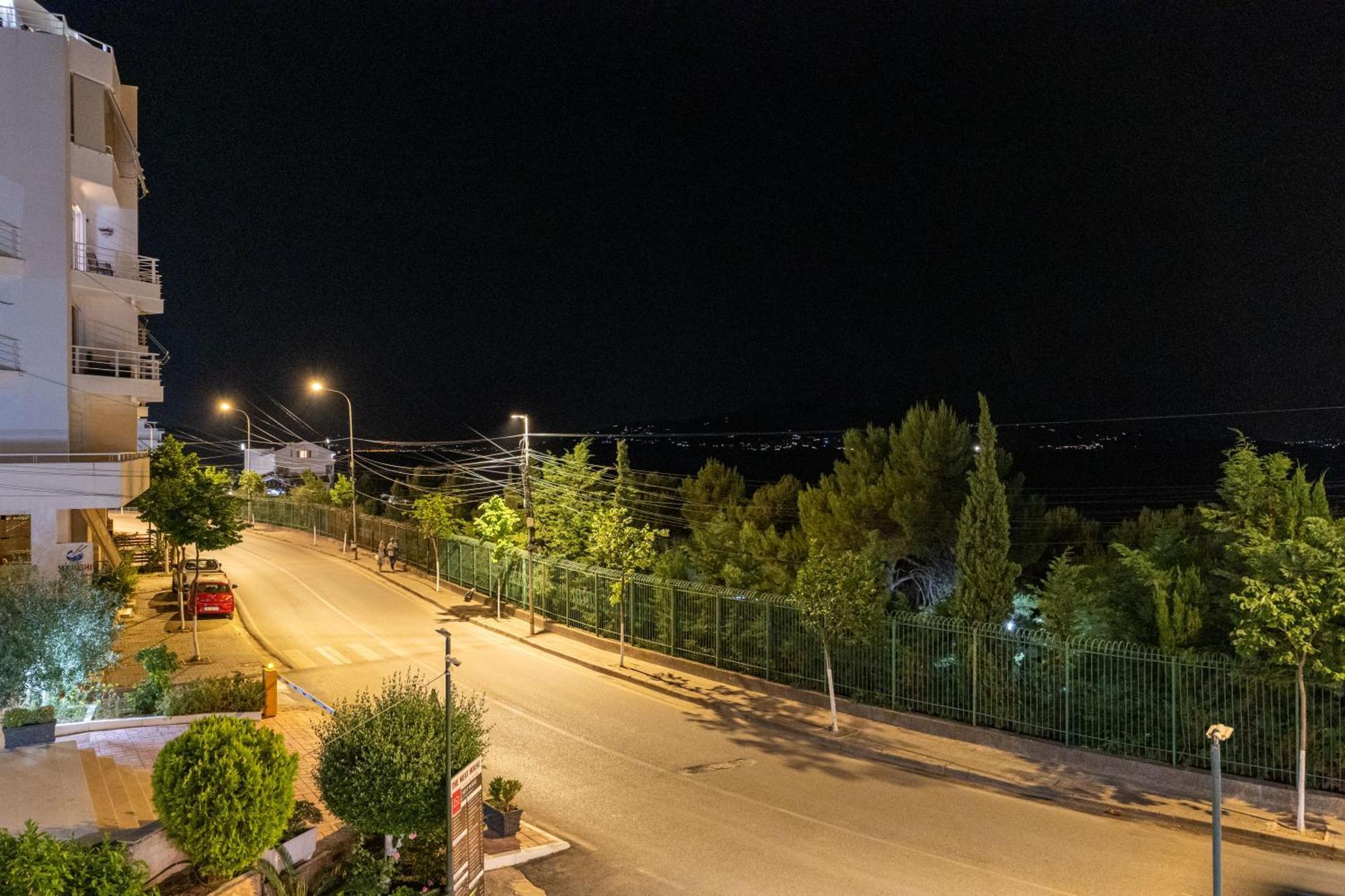 Sunkised Hotel Sarande Exterior photo