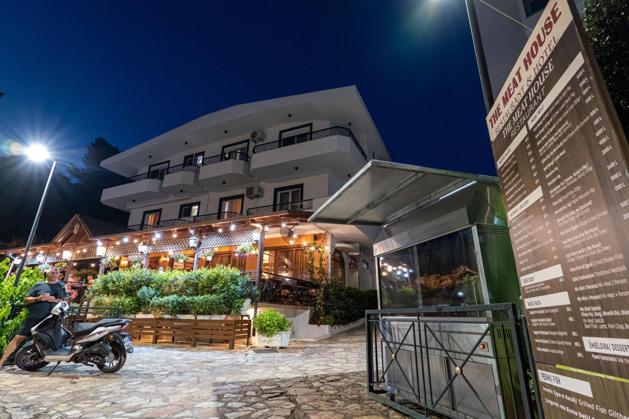 Sunkised Hotel Sarande Exterior photo