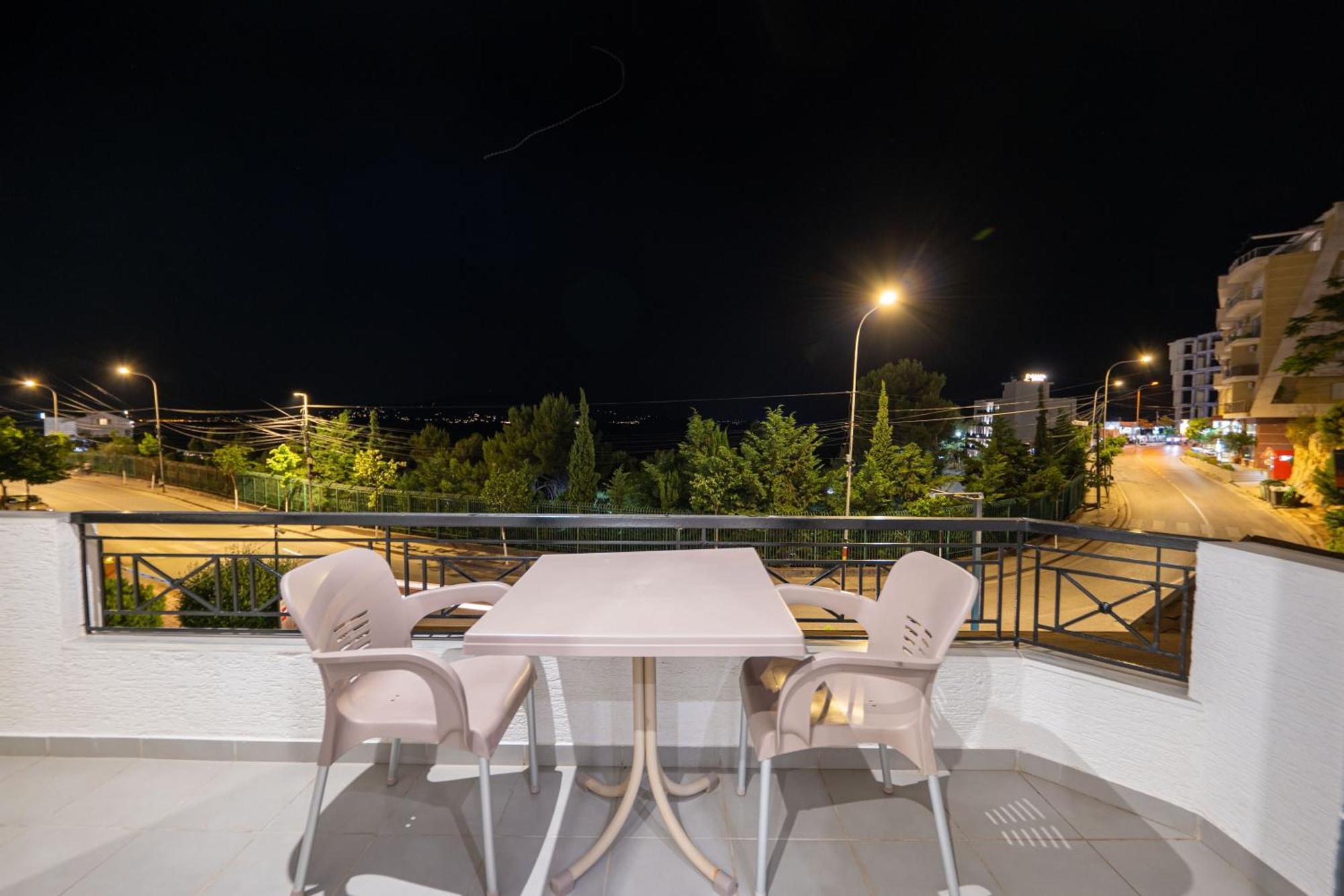 Sunkised Hotel Sarande Exterior photo